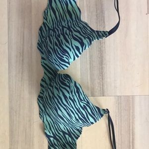 Victoria’s Secret Sz36D Secret Embrace Push-up bra